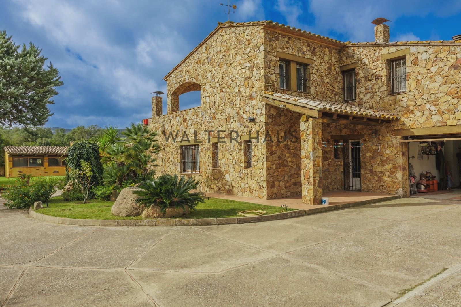 7 bedroom Villa for sale in Calonge i Sant Antoni with pool - € 2,300,000 (Ref: 9352154)