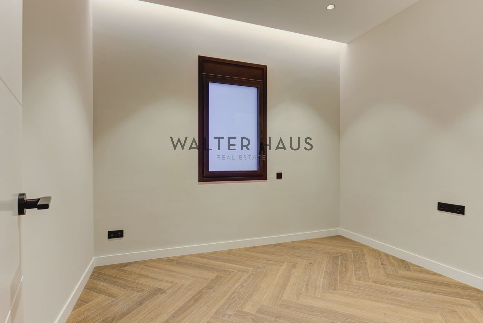 3 bedroom Flat for sale in Barcelona city - € 1,180,000 (Ref: 9352841)