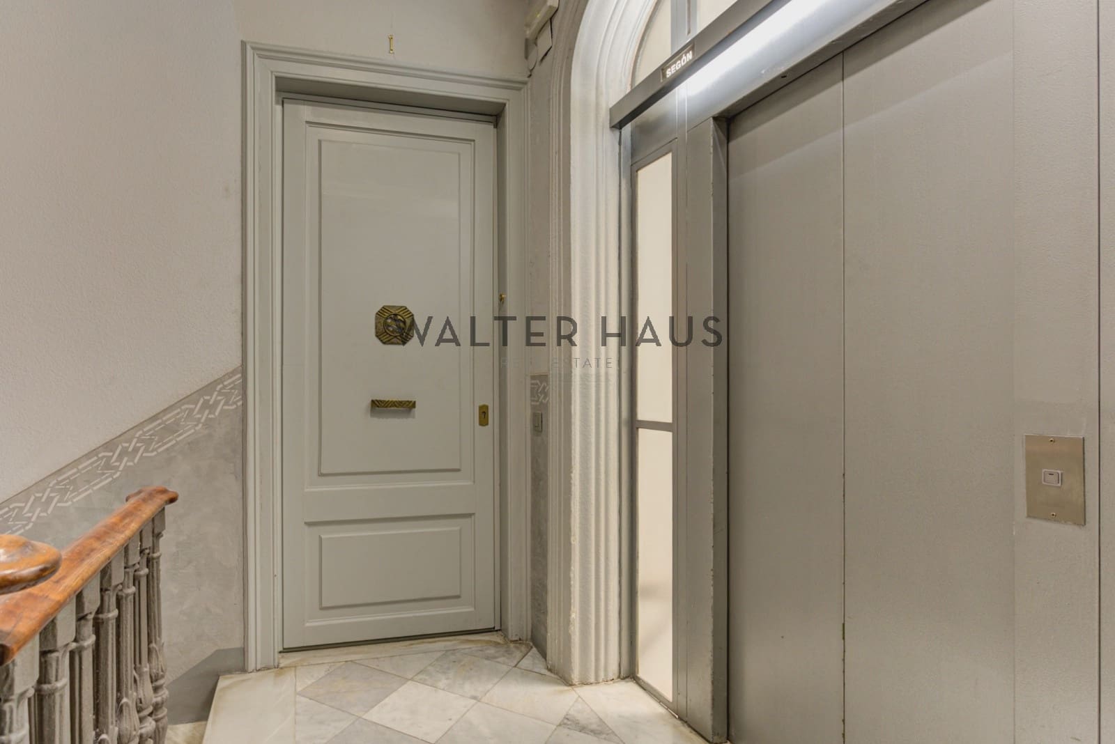 3 bedroom Flat for sale in Barcelona city - € 1,180,000 (Ref: 9352841)