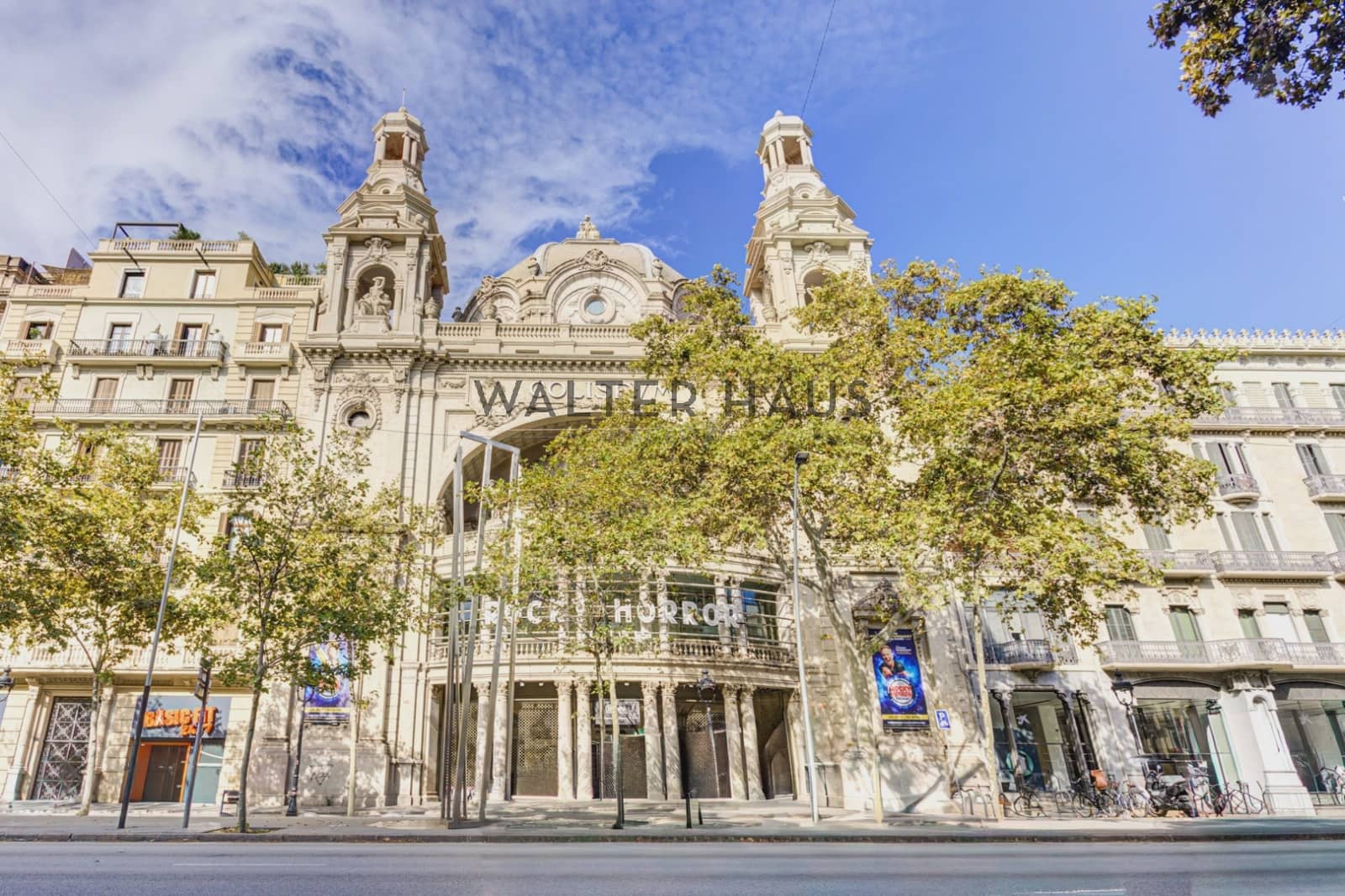 3 bedroom Flat for sale in Barcelona city - € 1,180,000 (Ref: 9352841)