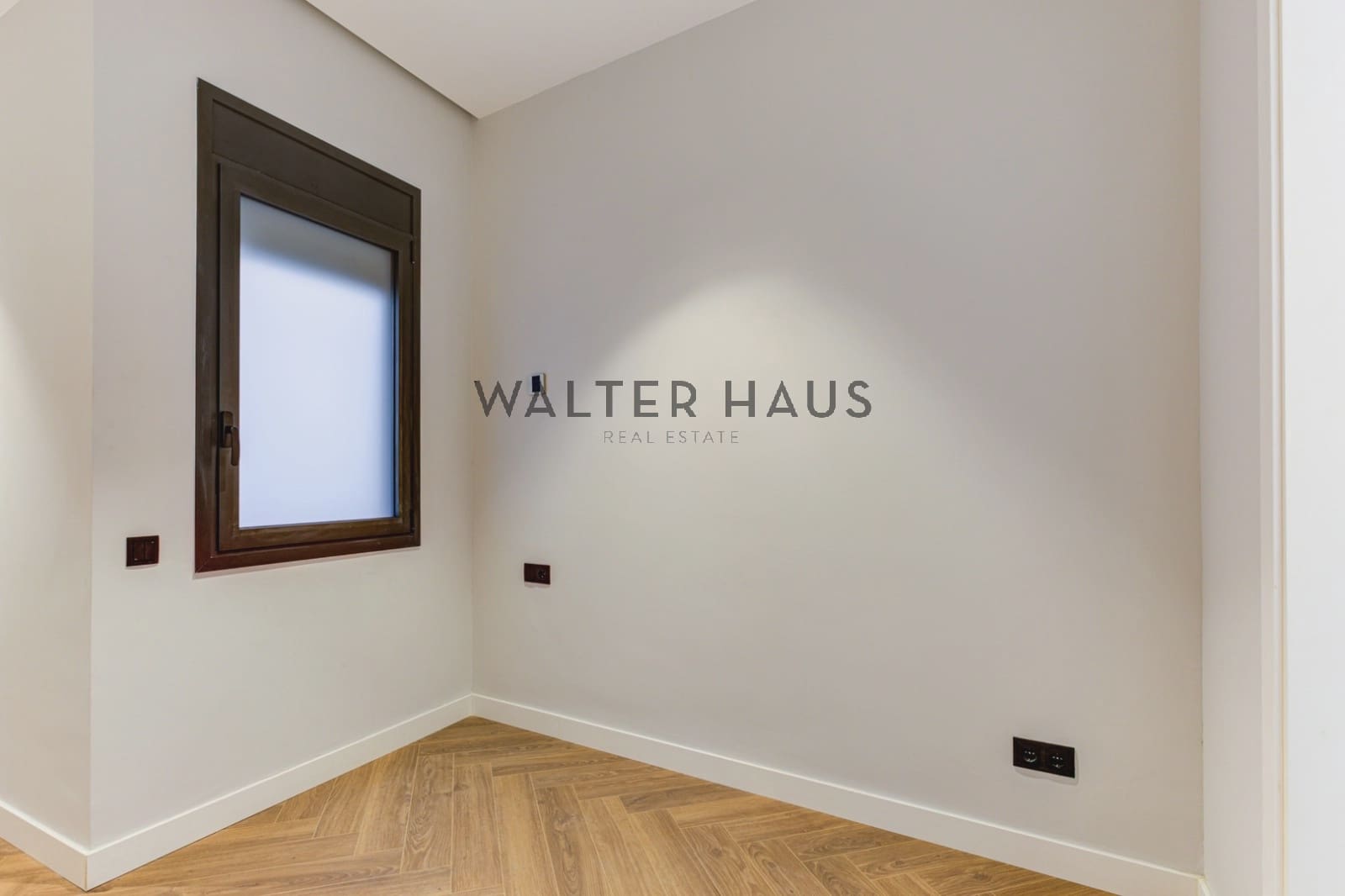 2 makuuhuone Asunto myytävänä paikassa Barcelona kaupunki - 680 000 € (Ref: 9352920)