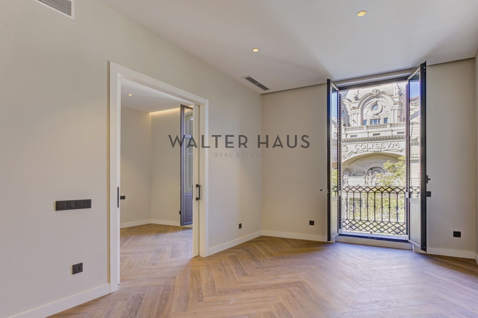 2 makuuhuone Asunto myytävänä paikassa Barcelona kaupunki - 680 000 € (Ref: 9352920)