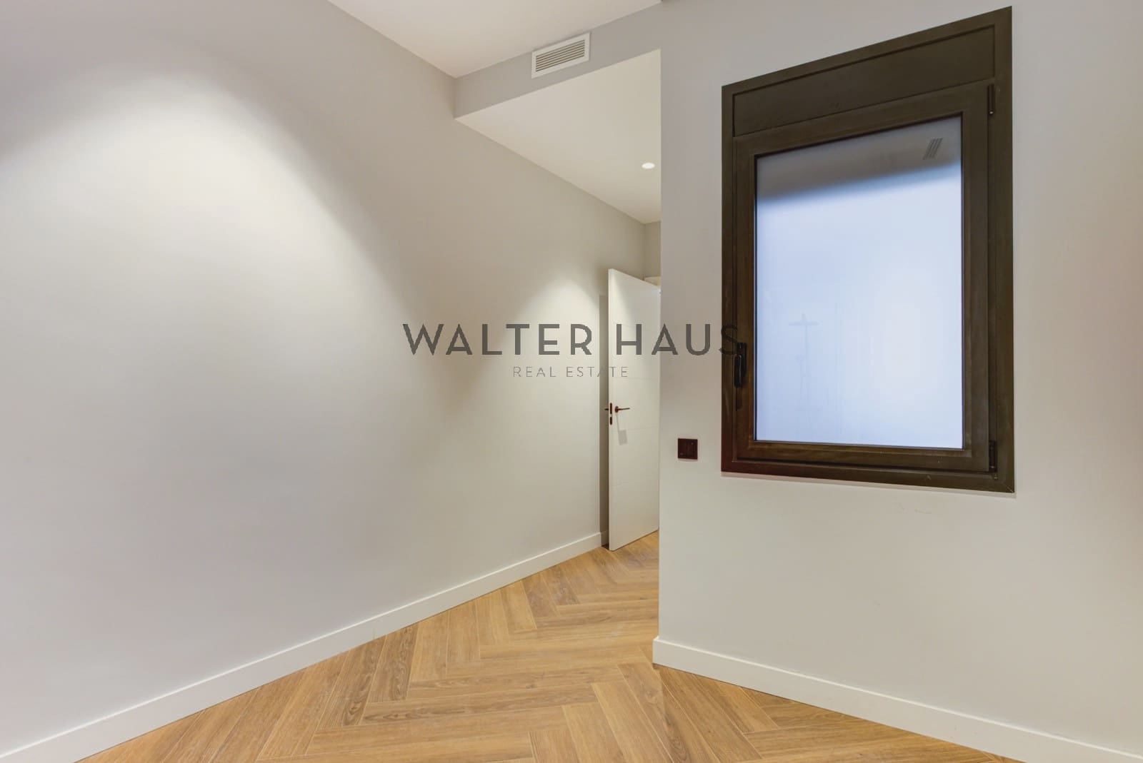 2 makuuhuone Asunto myytävänä paikassa Barcelona kaupunki - 680 000 € (Ref: 9352920)