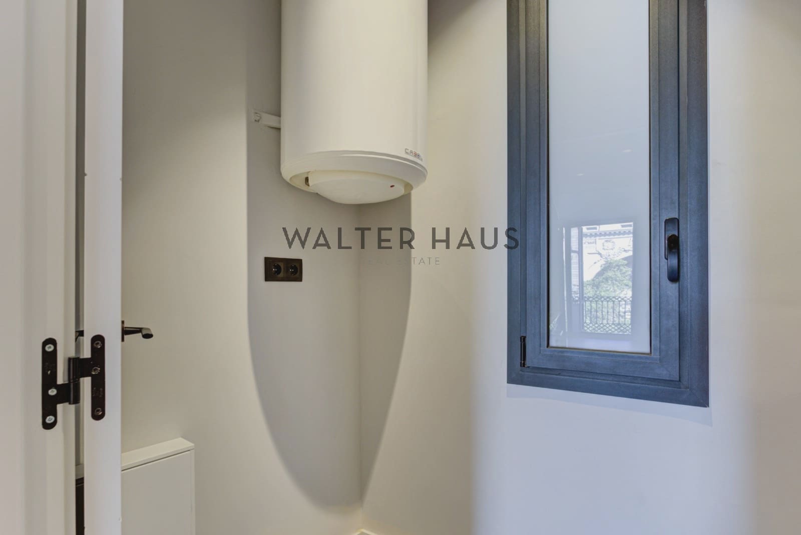 2 makuuhuone Asunto myytävänä paikassa Barcelona kaupunki - 680 000 € (Ref: 9352920)