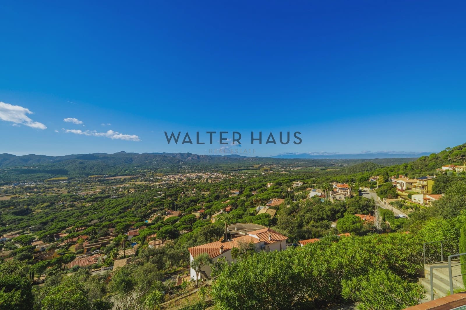 3 soveværelse Villa til salg i Santa Cristina d'Aro med swimmingpool - € 760.000 (Ref: 9354242)