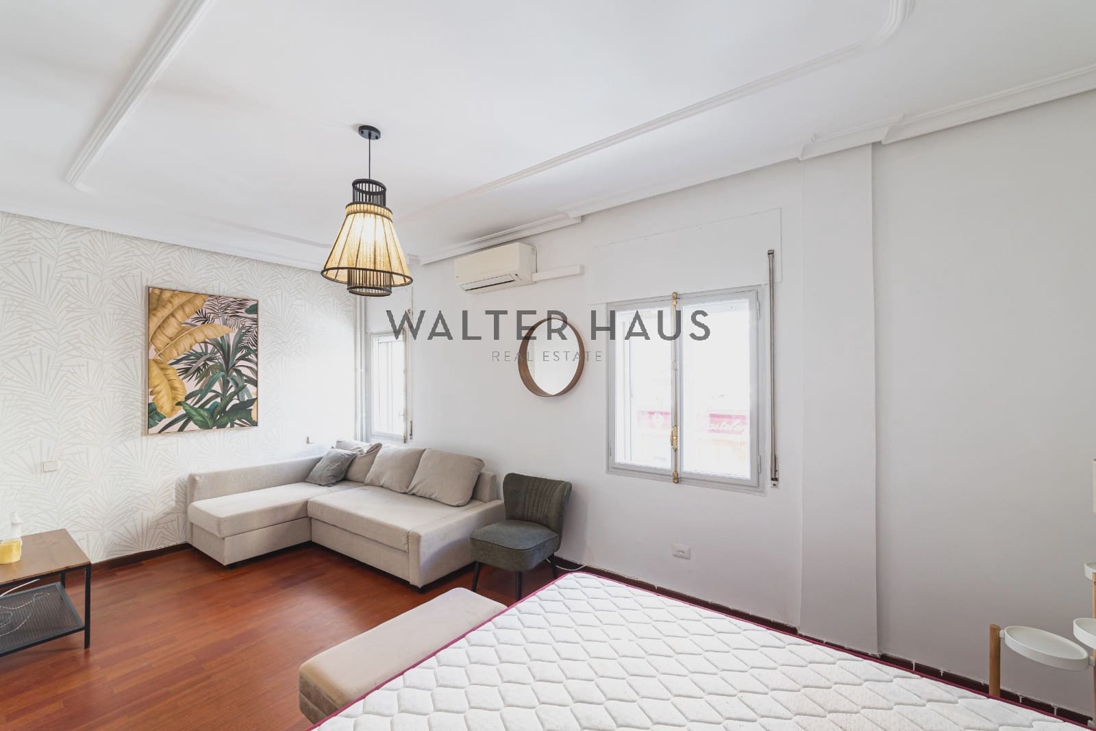 Piso de 2 habitaciones en Madrid ciudad en alquiler - 1.800 € (Ref: 9371408)