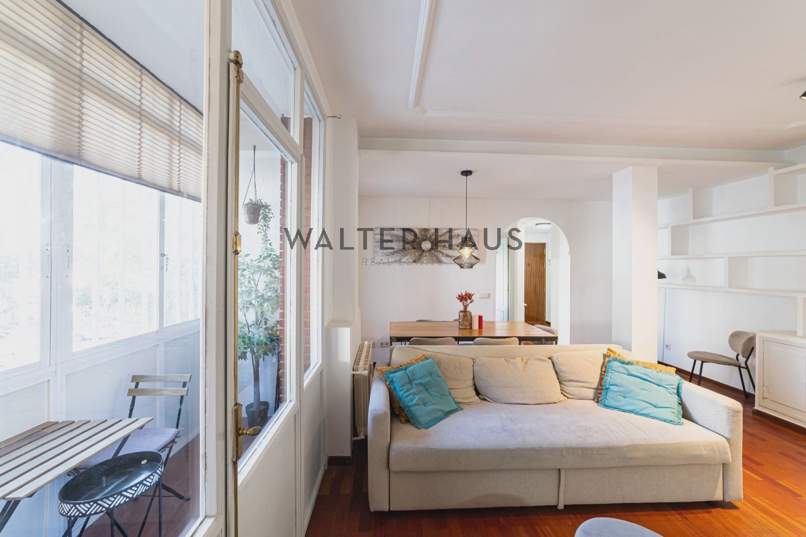 Piso de 2 habitaciones en Madrid ciudad en alquiler - 1.800 € (Ref: 9371408)