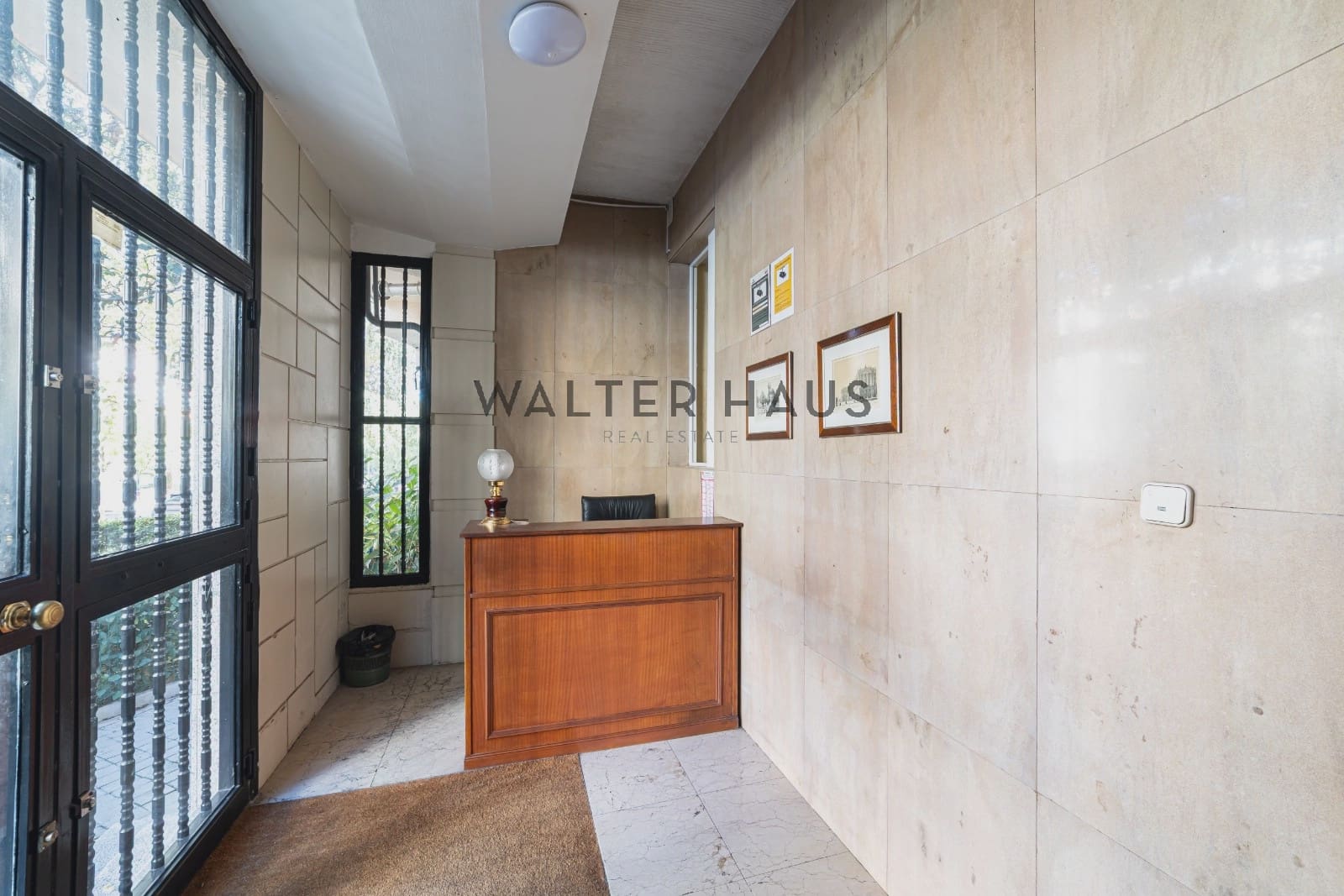 Piso de 2 habitaciones en Madrid ciudad en alquiler - 1.800 € (Ref: 9371408)