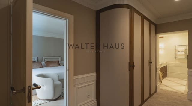 3 bedroom Flat for sale in Recoletos, Madrid city with pool - € 4,700,000 (Ref: 9374104)