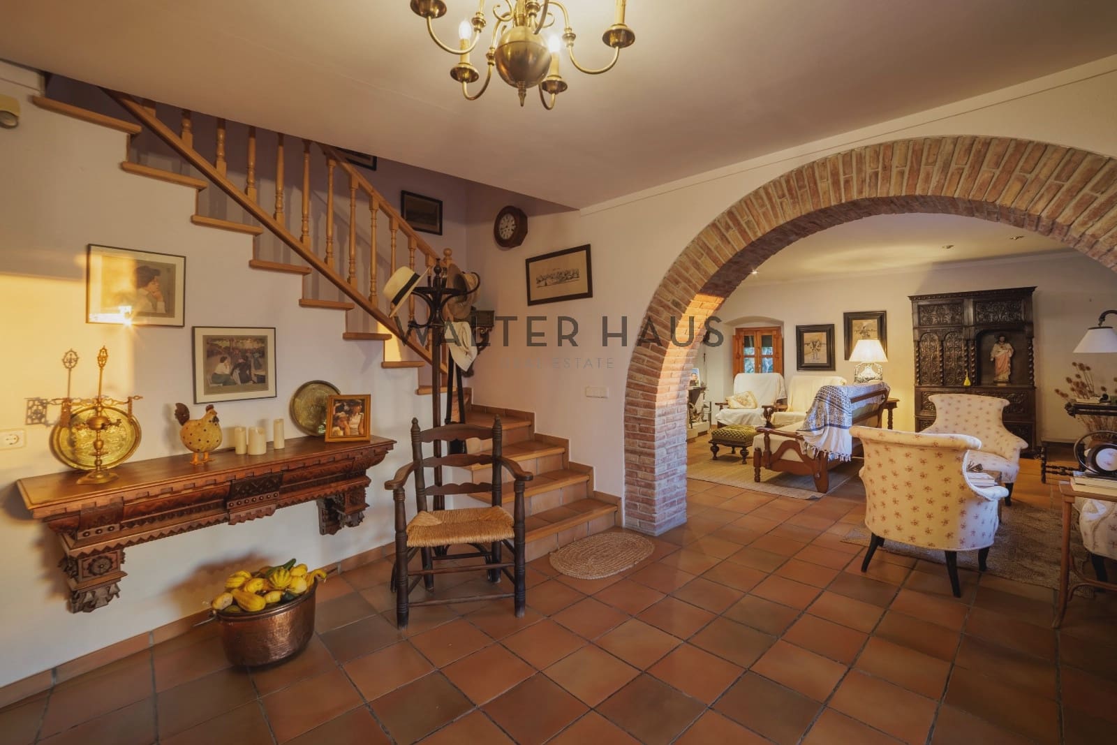 12 bedroom Villa for sale in Llagostera - € 4,700,000 (Ref: 9374105)