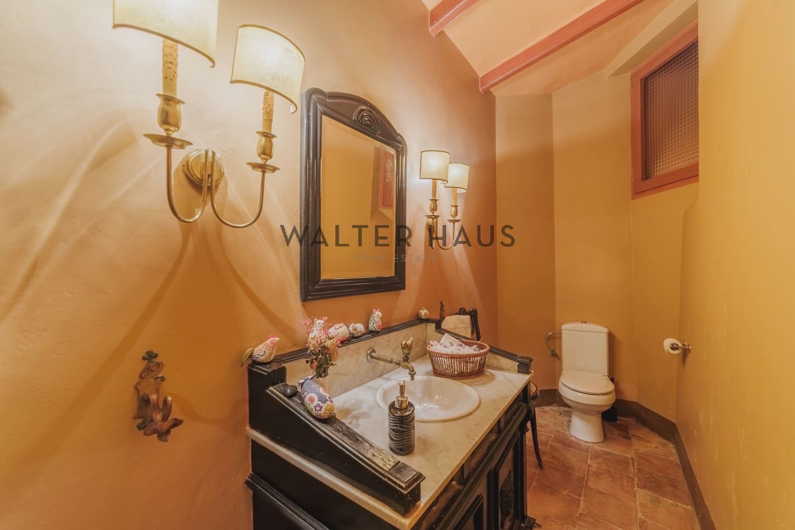 12 bedroom Villa for sale in Llagostera - € 4,700,000 (Ref: 9374105)