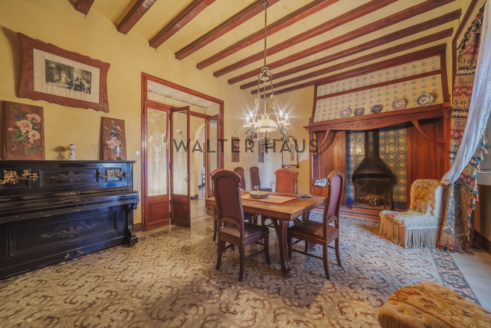 12 bedroom Villa for sale in Llagostera - € 4,700,000 (Ref: 9374105)