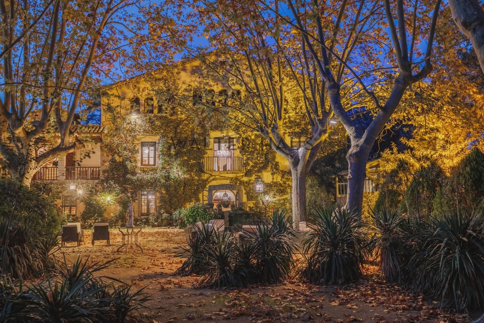 12 bedroom Villa for sale in Llagostera - € 4,700,000 (Ref: 9374105)