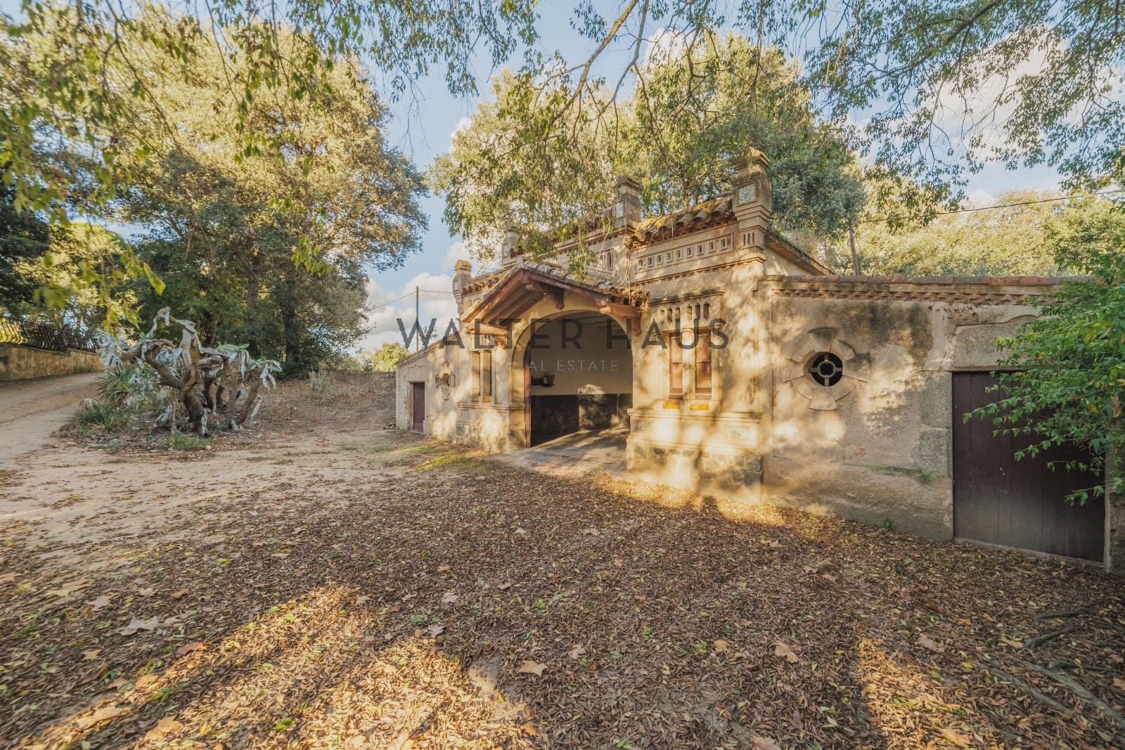 12 bedroom Villa for sale in Llagostera - € 4,700,000 (Ref: 9374105)