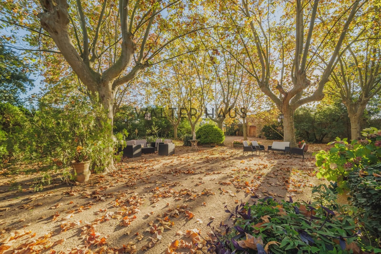 12 bedroom Villa for sale in Llagostera - € 4,700,000 (Ref: 9374105)