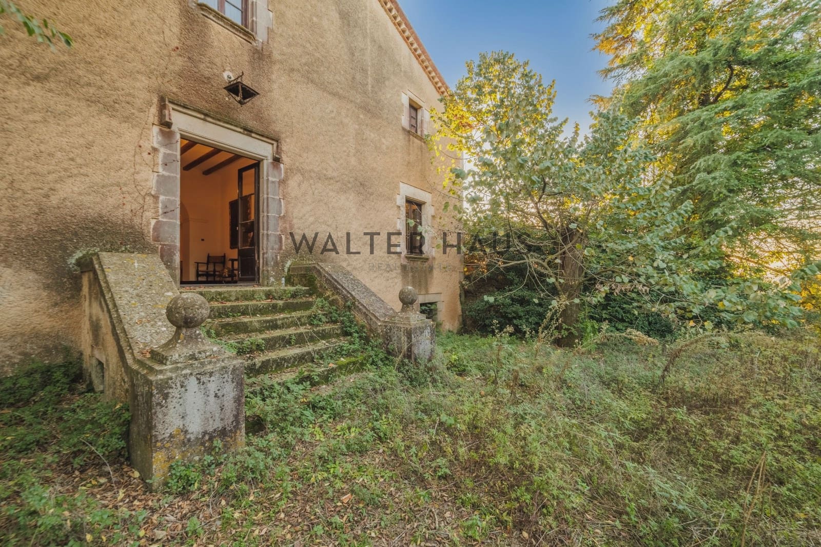 12 bedroom Villa for sale in Llagostera - € 4,700,000 (Ref: 9374105)