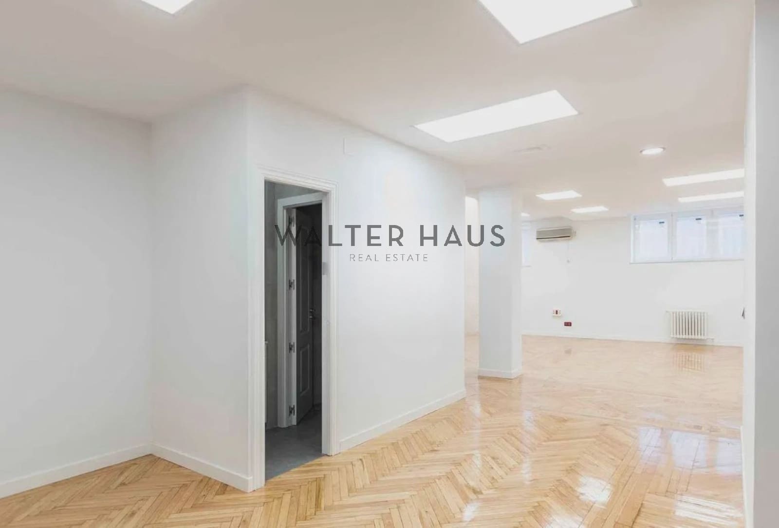 Office for sale in Madrid city - € 850,000 (Ref: 9374670)