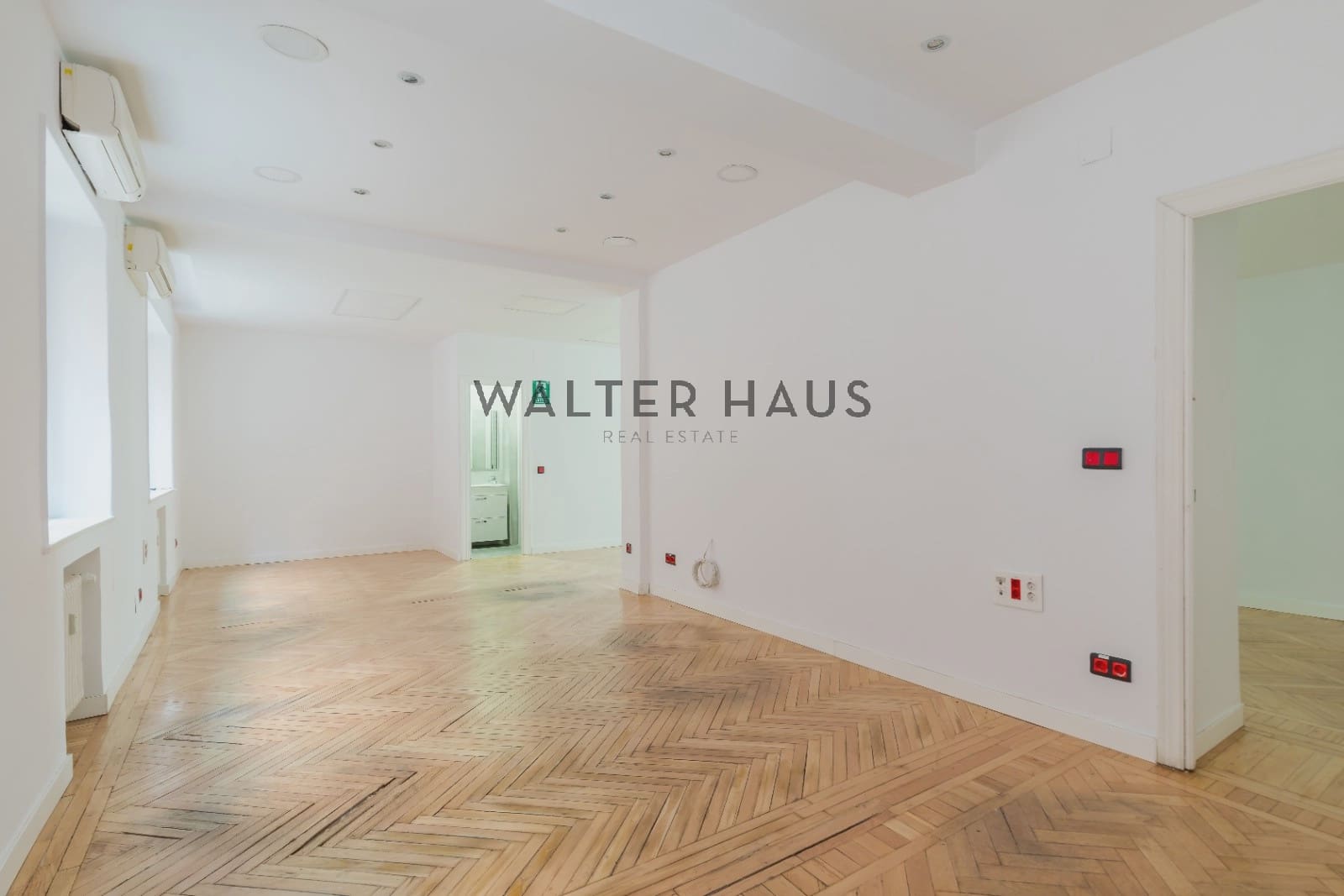 Office for sale in Madrid city - € 750,000 (Ref: 9374670)