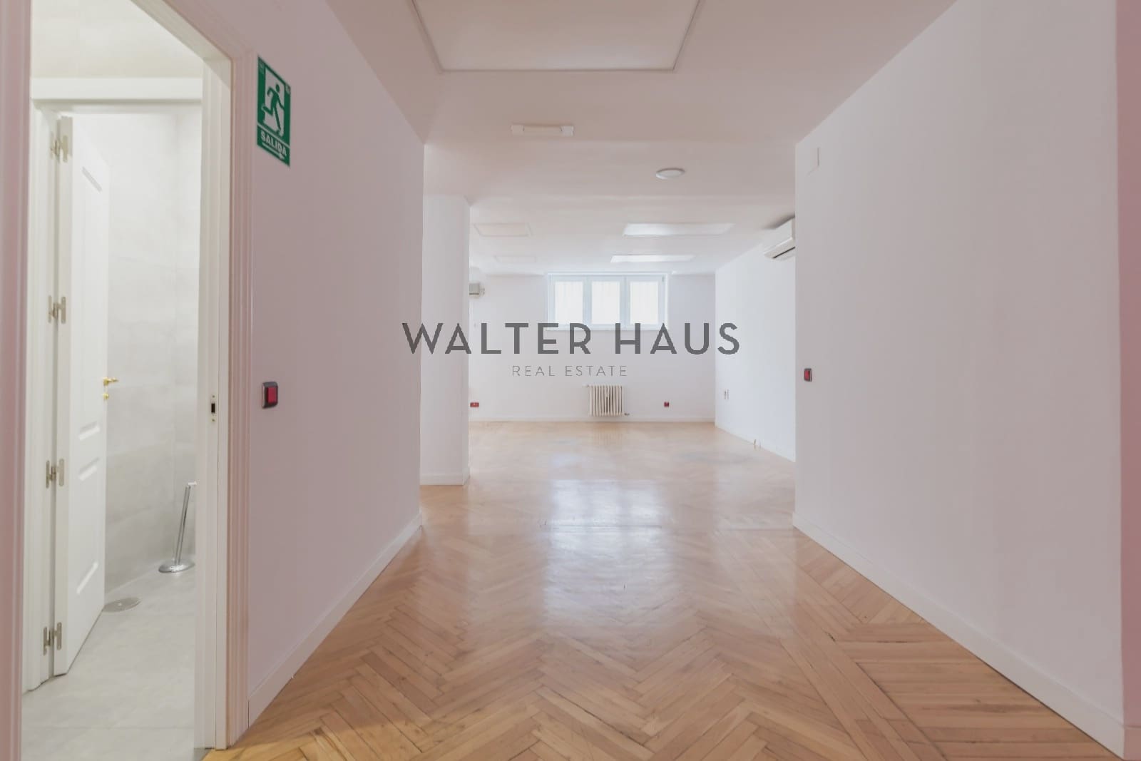 Office for sale in Madrid city - € 750,000 (Ref: 9374670)