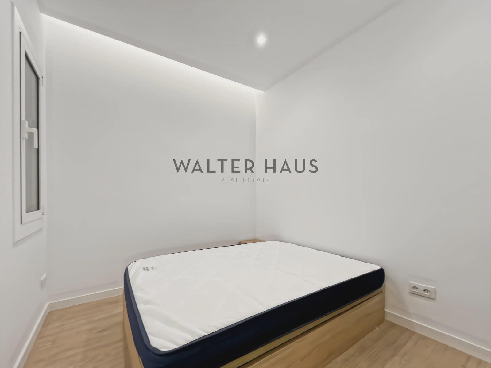 3 slaapkamer Flat te huur in Barcelona stad - € 2.400 (Ref: 9384852)