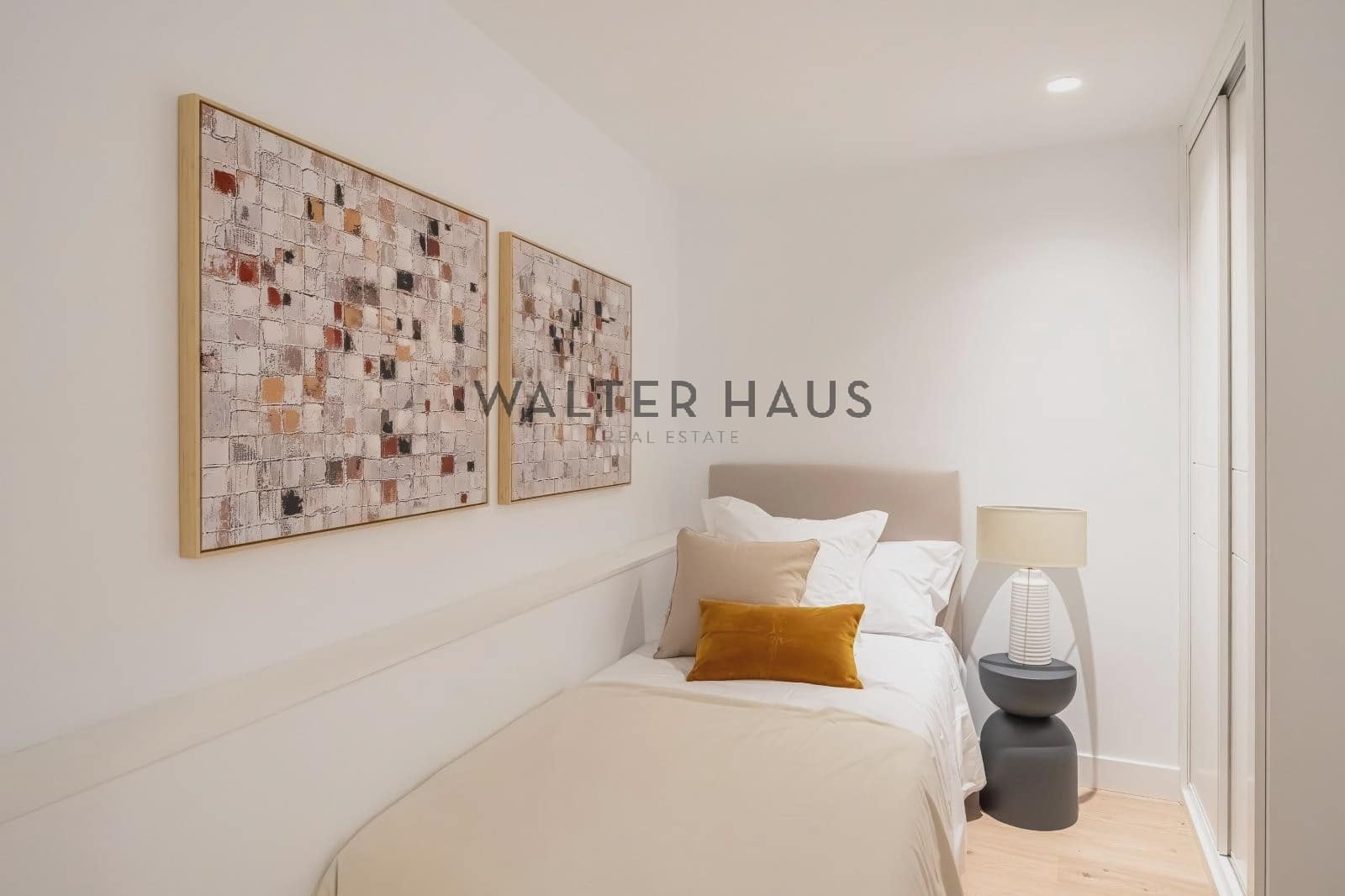 4 soveværelse Lejlighed til salg i Madrid by - € 1.200.000 (Ref: 9386381)