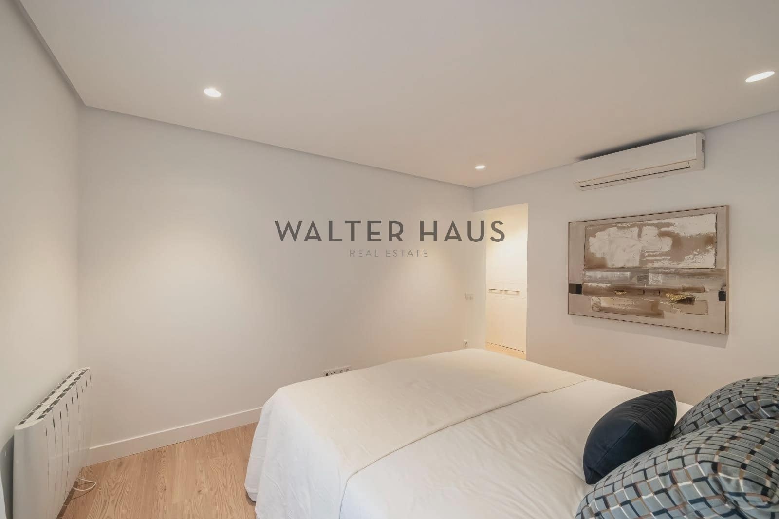 4 soveværelse Lejlighed til salg i Madrid by - € 1.200.000 (Ref: 9386381)