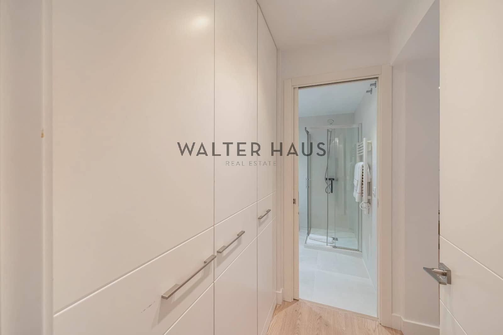 4 soveværelse Lejlighed til salg i Madrid by - € 1.200.000 (Ref: 9386381)