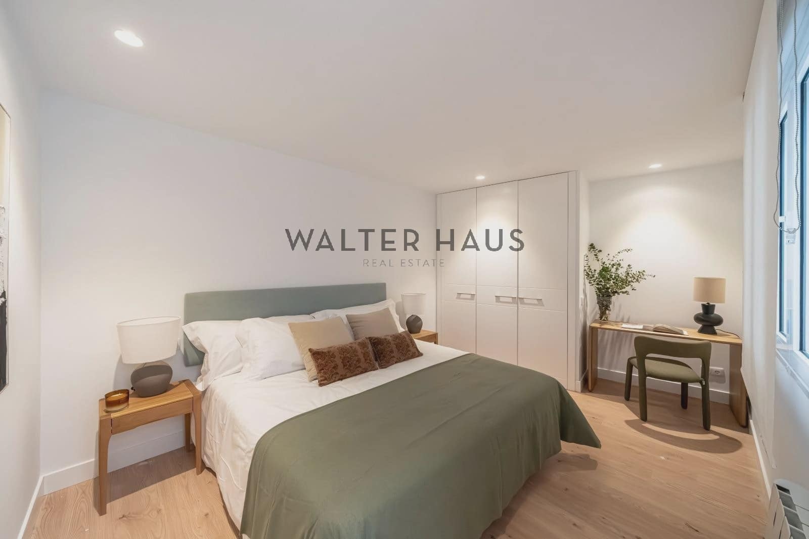 4 soveværelse Lejlighed til salg i Madrid by - € 1.200.000 (Ref: 9386381)