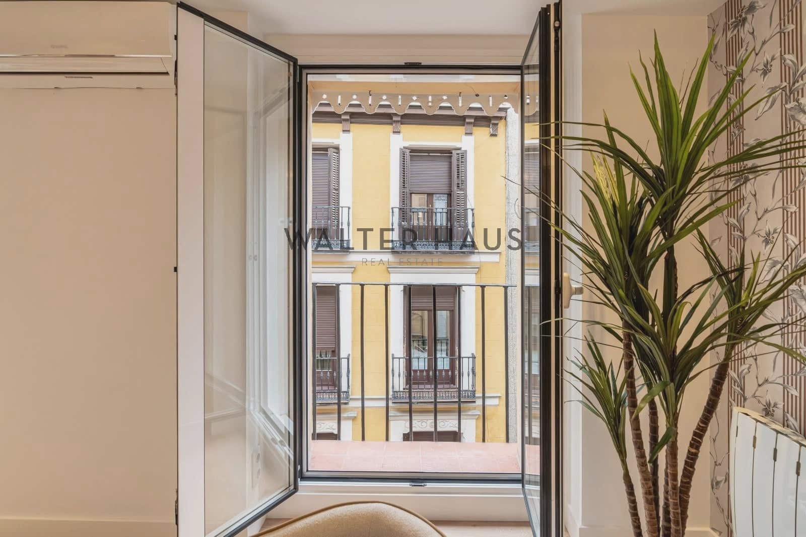 4 soveværelse Lejlighed til salg i Madrid by - € 1.200.000 (Ref: 9386381)