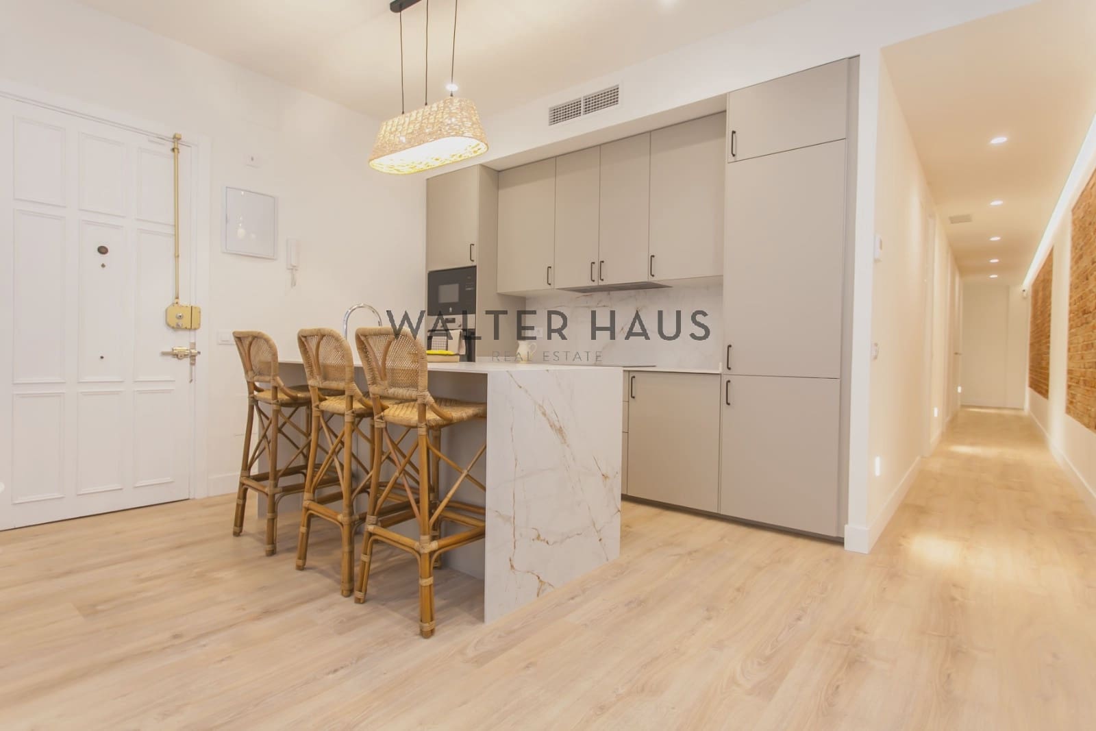 Piso de 3 habitaciones en Madrid ciudad en venta - 1.350.000 € (Ref: 9386382)