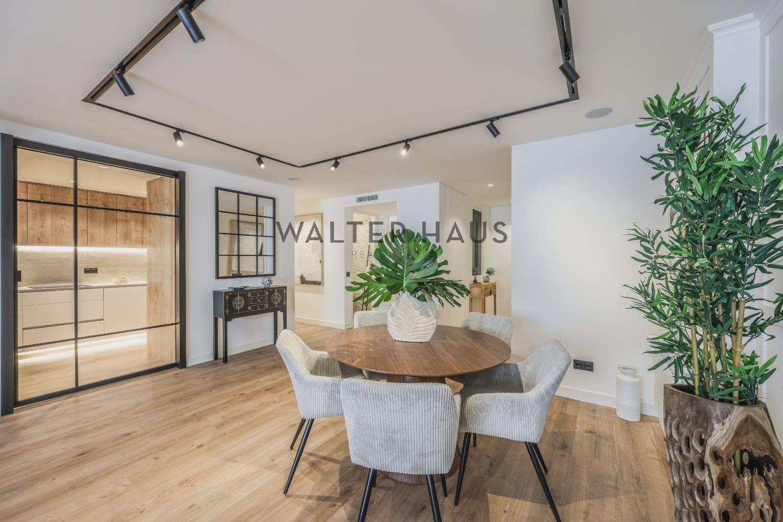 3 sovrum Lägenhet till salu i Madrid stad - 2 400 000 € (Ref: 9386907)