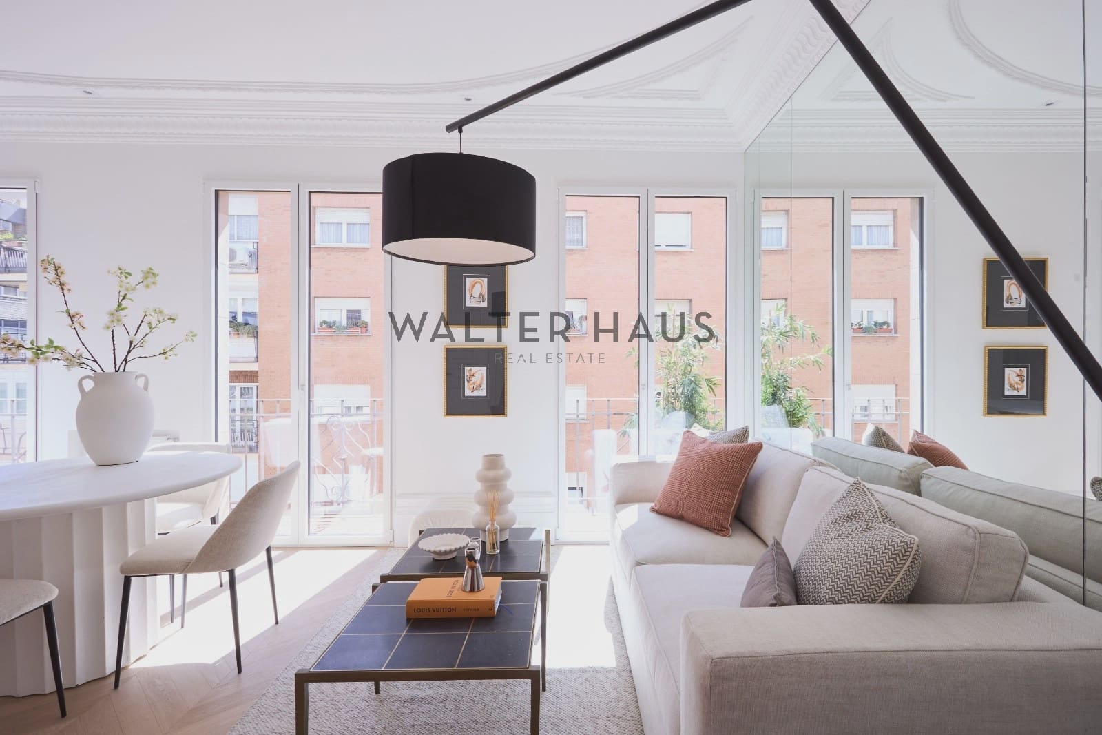 3 bedroom Flat for sale in Madrid city - € 1,485,000 (Ref: 9386908)