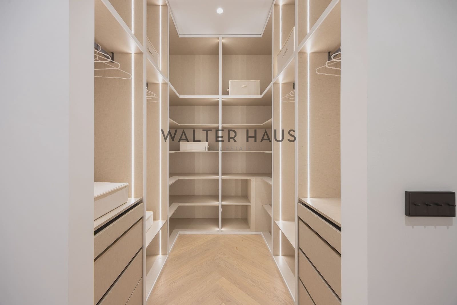 3 sypialnia Mieszkanie na sprzedaż w Miasto Madryt - 8 750 000 € (Ref: 9388778)