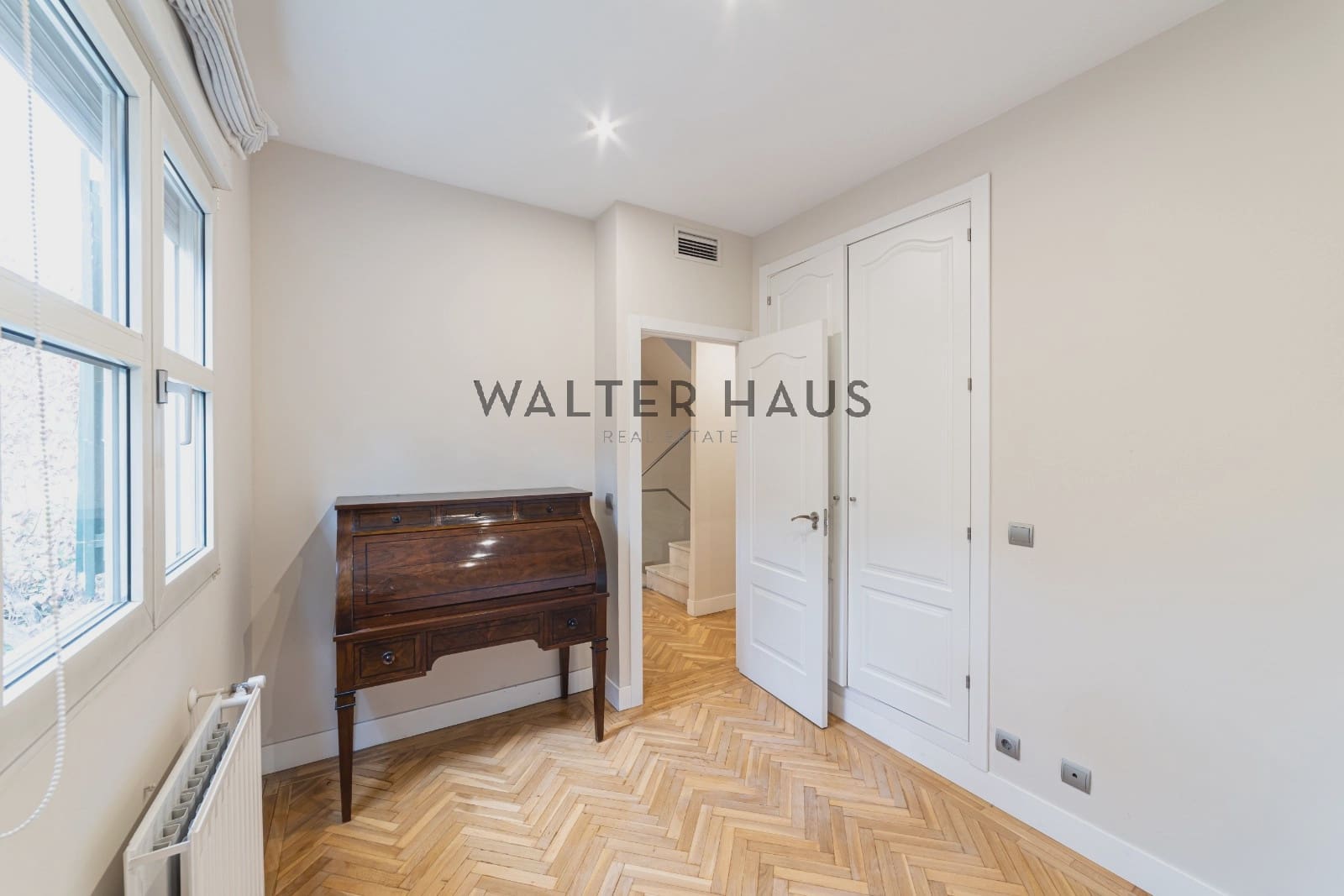 5 bedroom Villa for rent in Madrid city with pool - € 6,000 (Ref: 9389941)