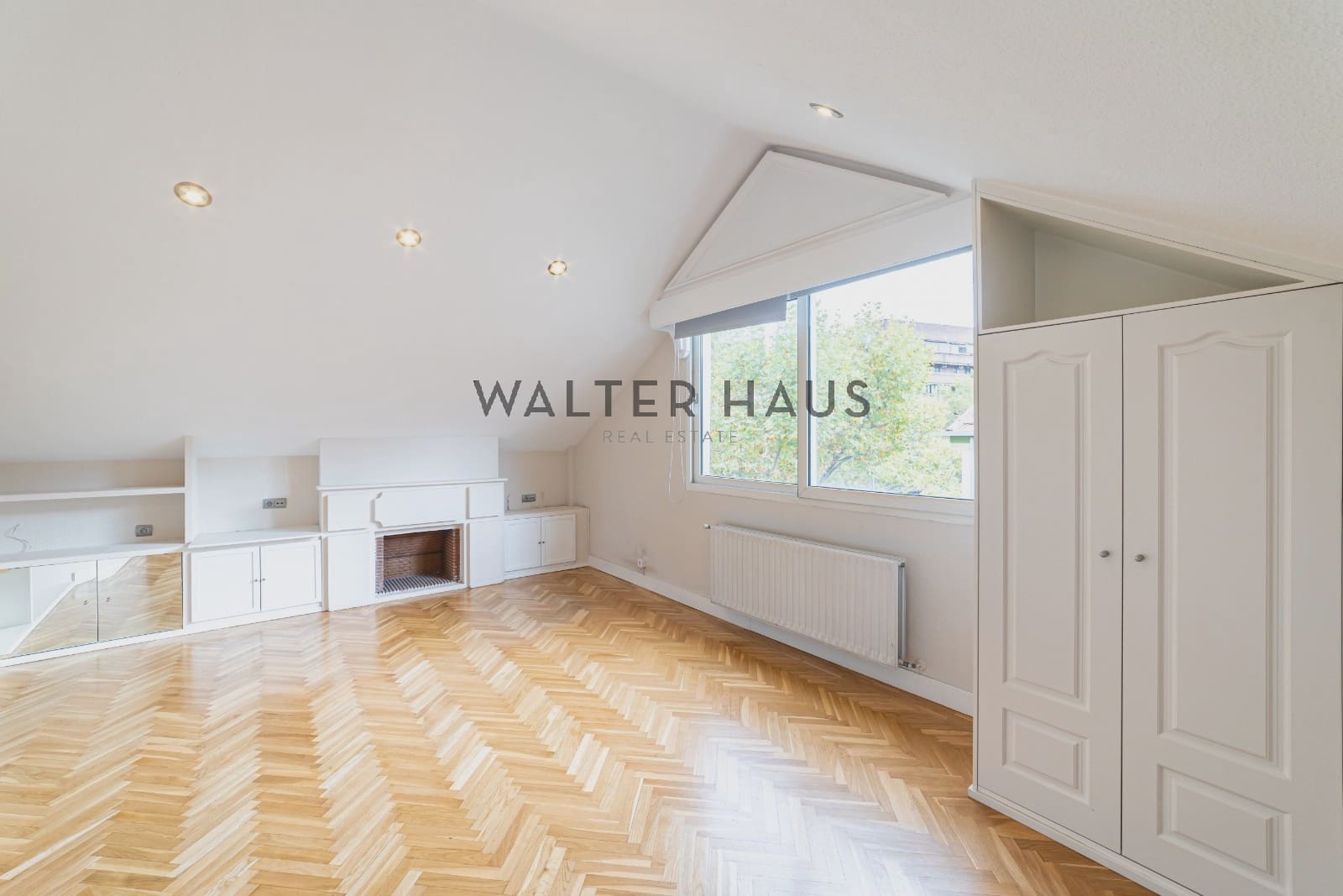 5 bedroom Villa for rent in Madrid city with pool - € 6,000 (Ref: 9389941)