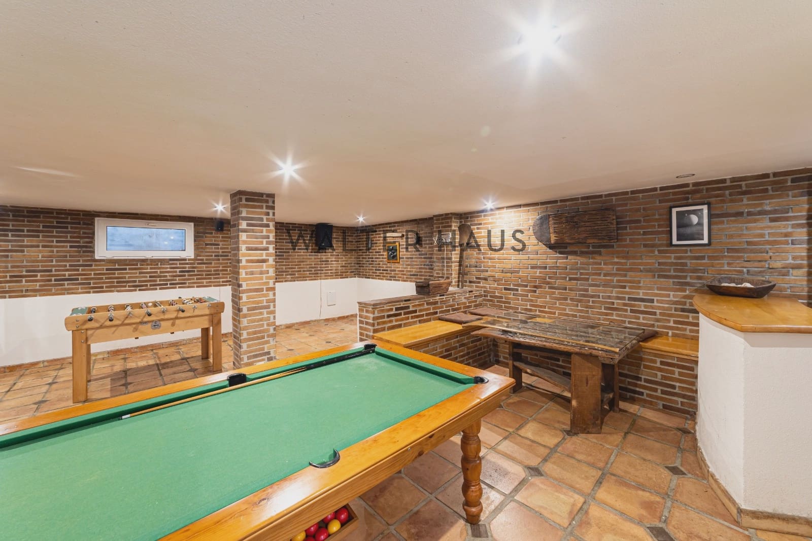 5 bedroom Villa for rent in Madrid city with pool - € 6,000 (Ref: 9389941)