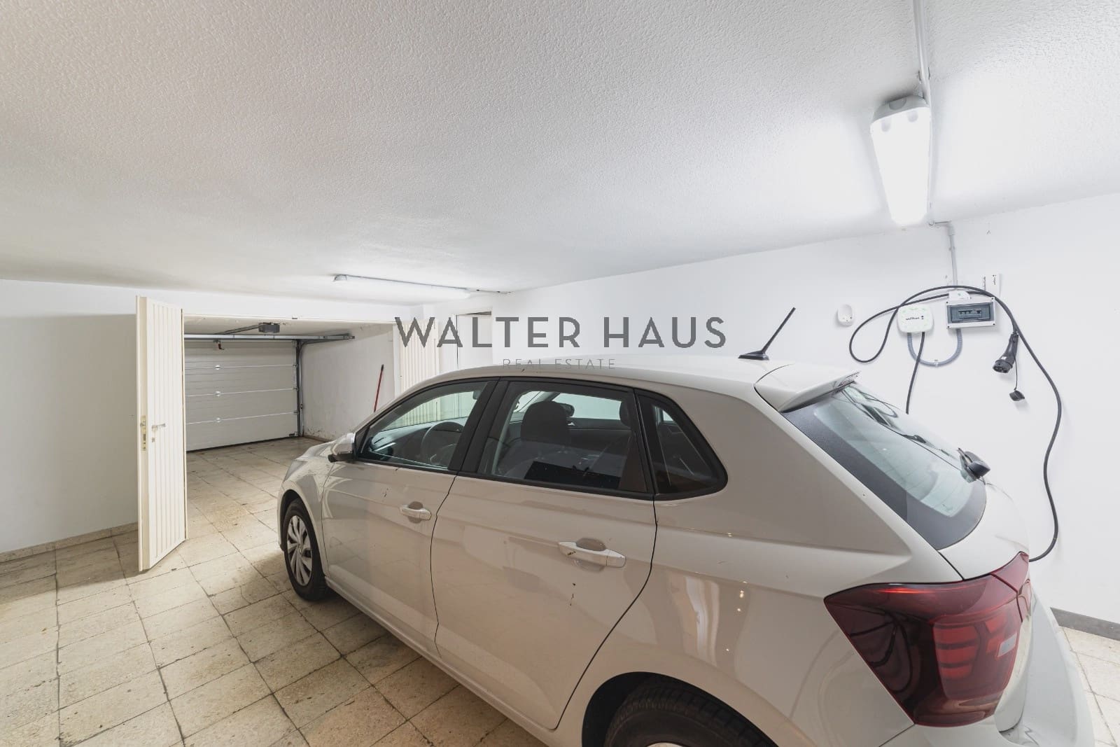 5 bedroom Villa for rent in Madrid city with pool - € 6,000 (Ref: 9389941)