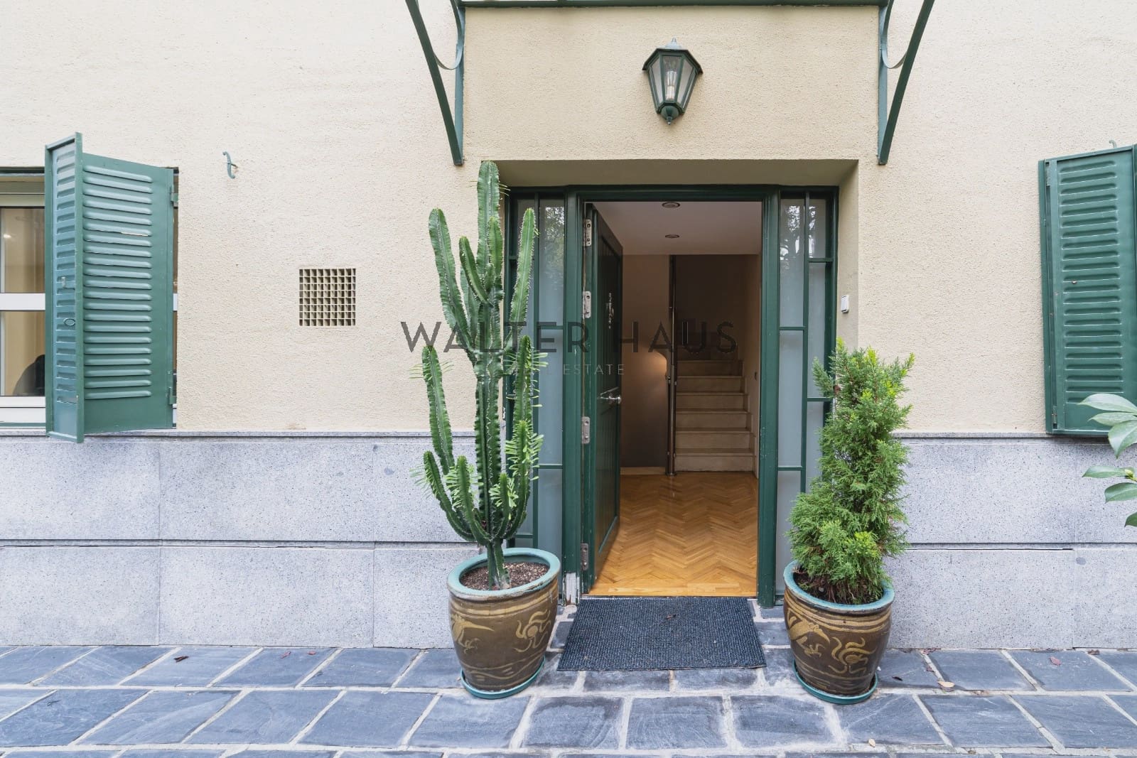 5 bedroom Villa for rent in Madrid city with pool - € 6,000 (Ref: 9389941)