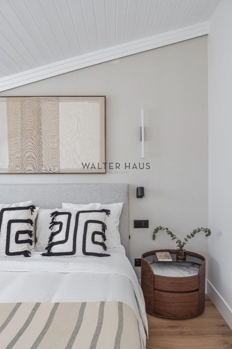 1 sypialnia Penthouse na sprzedaż w Miasto Madryt - 1 060 000 € (Ref: 9390027)