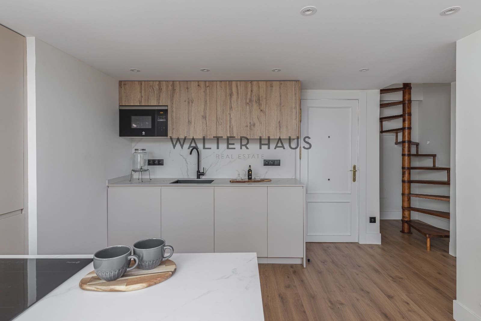 1 sypialnia Penthouse na sprzedaż w Miasto Madryt - 1 060 000 € (Ref: 9390027)