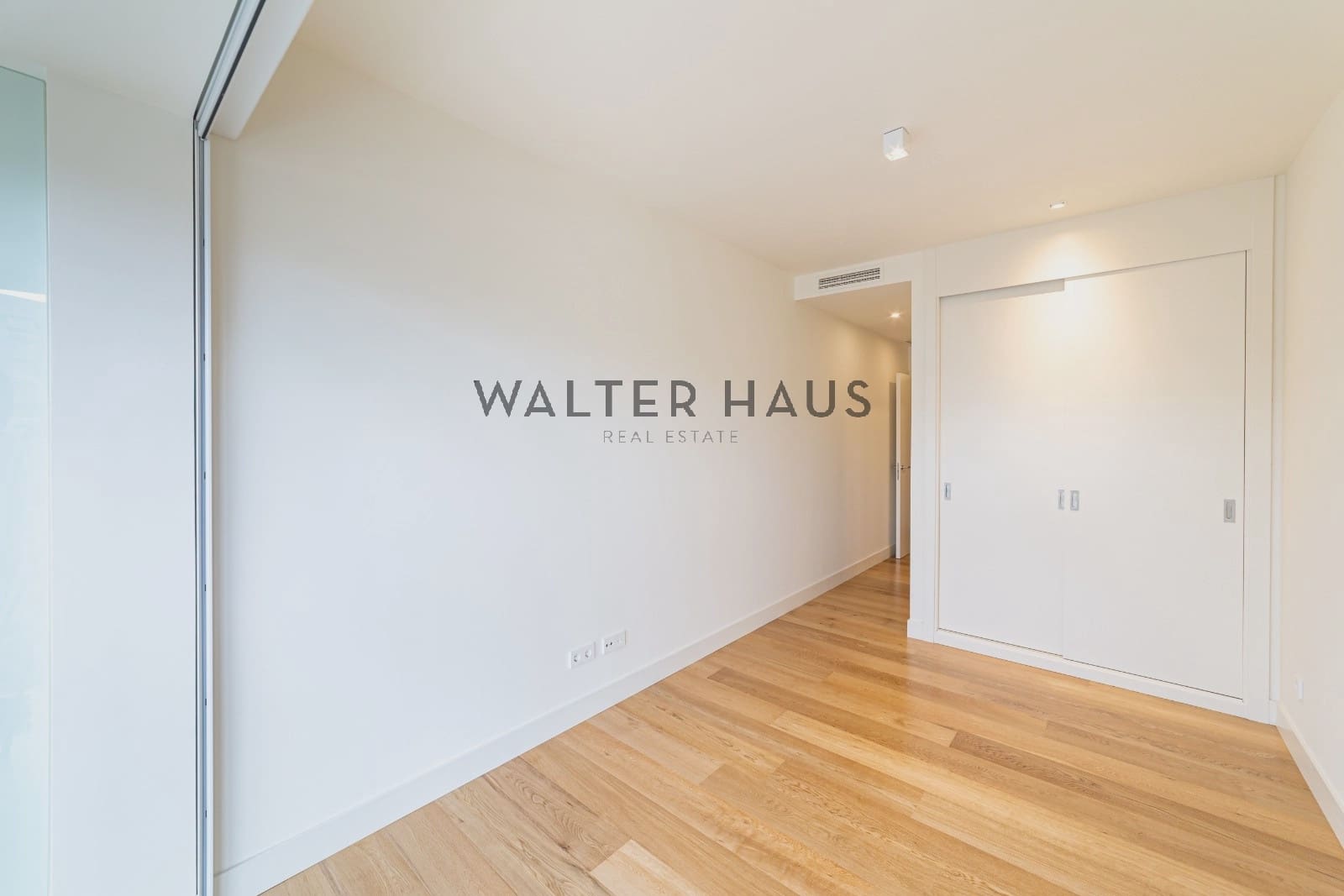 4 soveværelse Lejlighed til leje i Madrid by - € 7.000 (Ref: 9395448)