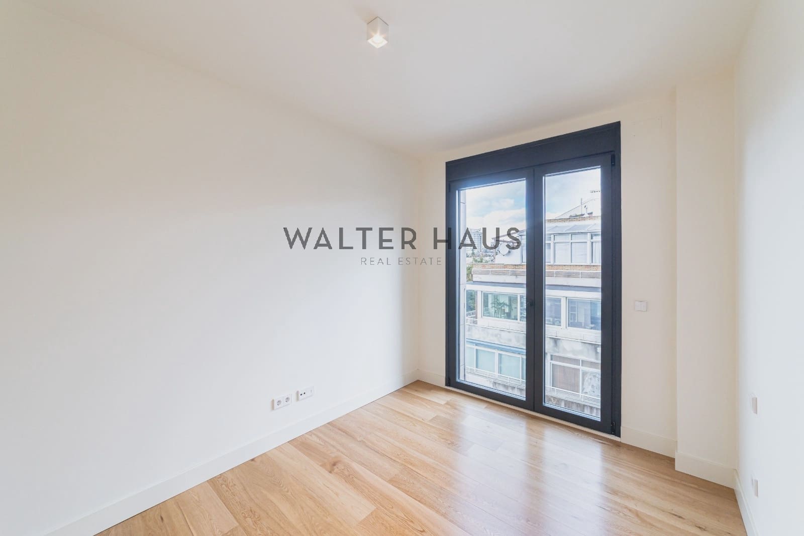 4 soveværelse Lejlighed til leje i Madrid by - € 7.000 (Ref: 9395448)