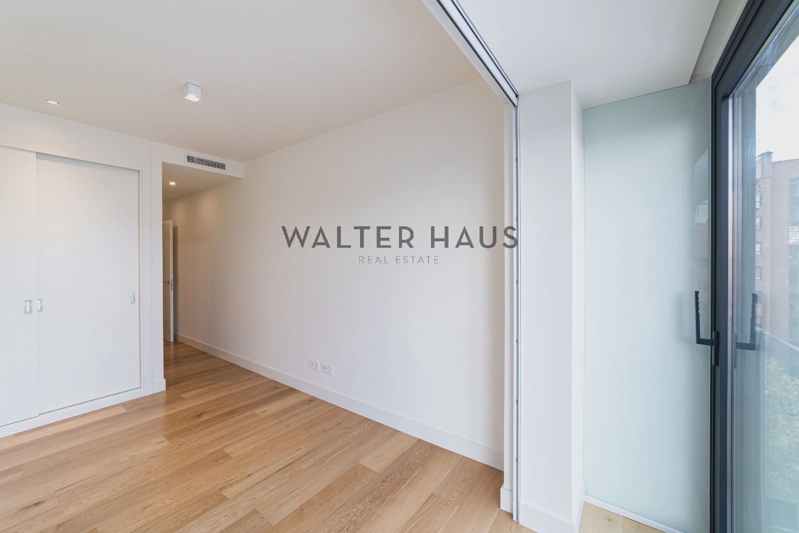 4 soveværelse Lejlighed til leje i Madrid by - € 7.000 (Ref: 9395448)