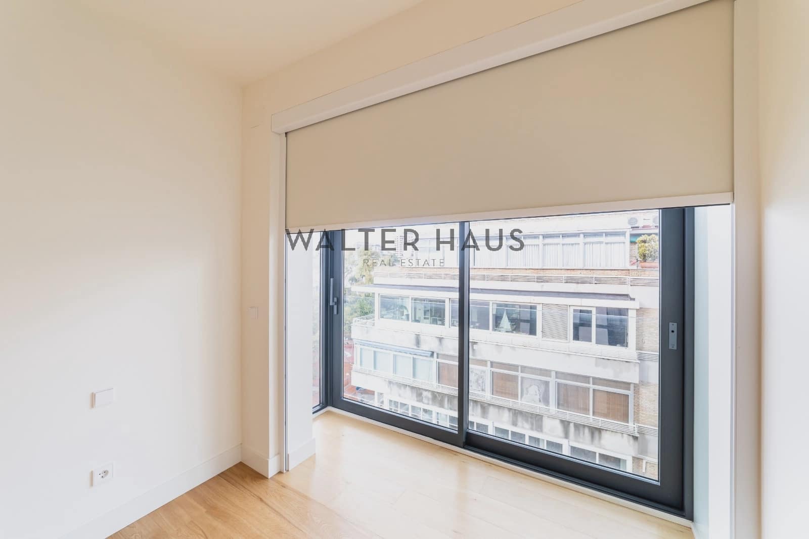 4 soveværelse Lejlighed til leje i Madrid by - € 7.000 (Ref: 9395448)