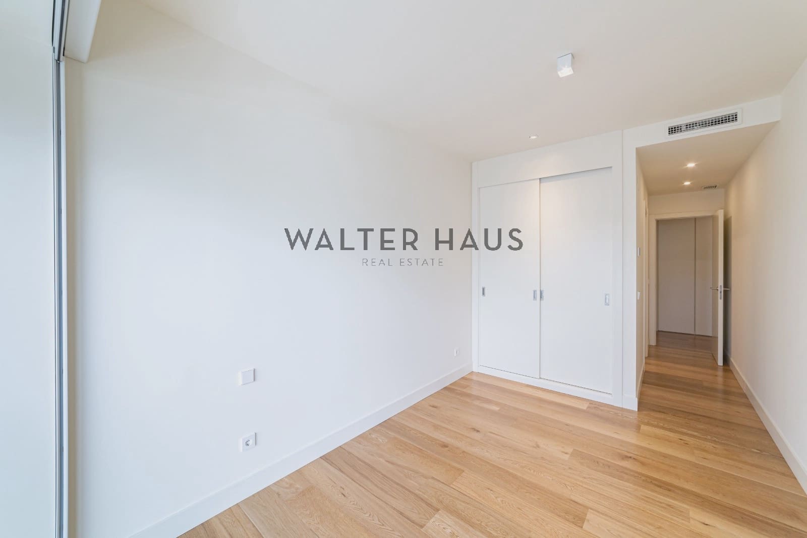 4 soveværelse Lejlighed til leje i Madrid by - € 7.000 (Ref: 9395448)