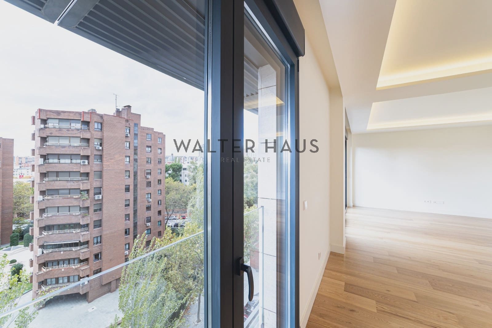 4 soveværelse Lejlighed til leje i Madrid by - € 7.000 (Ref: 9395448)