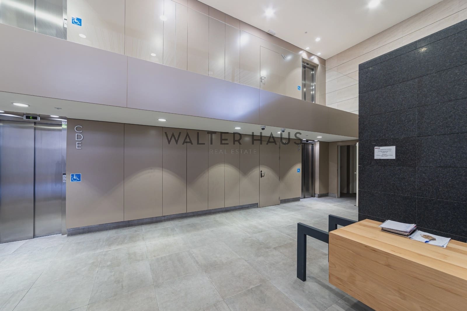 4 soveværelse Lejlighed til leje i Madrid by - € 7.000 (Ref: 9395448)