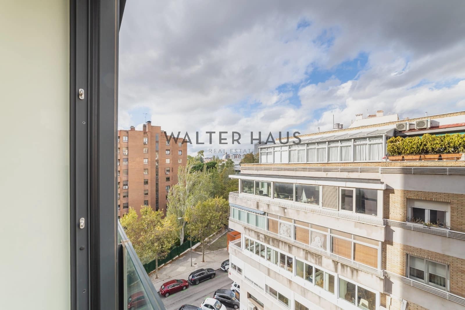 4 soveværelse Lejlighed til leje i Madrid by - € 7.000 (Ref: 9395448)