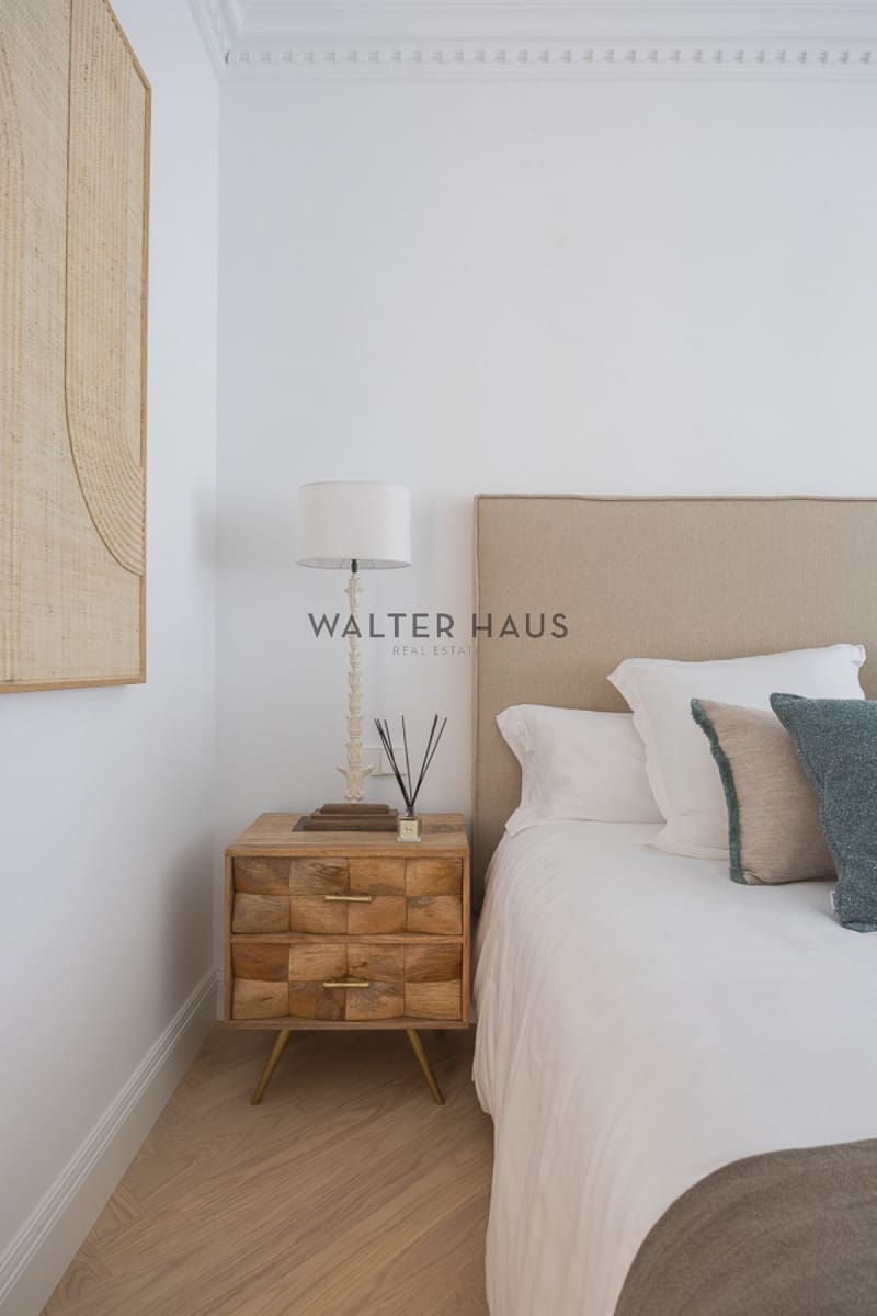 3 bedroom Flat for sale in Madrid city with pool - € 3,750,000 (Ref: 9395449)