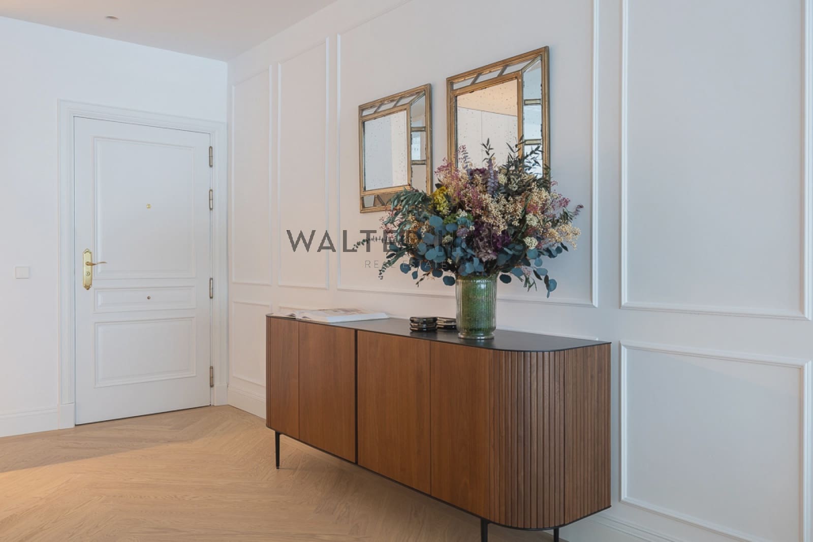 3 bedroom Flat for sale in Madrid city with pool - € 3,750,000 (Ref: 9395449)